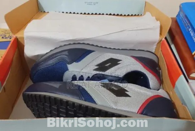 Lotto shoe